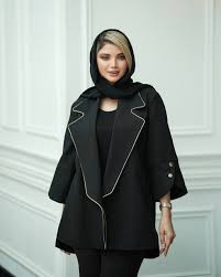 مانتو یقه بزرگ مغزی دوزی